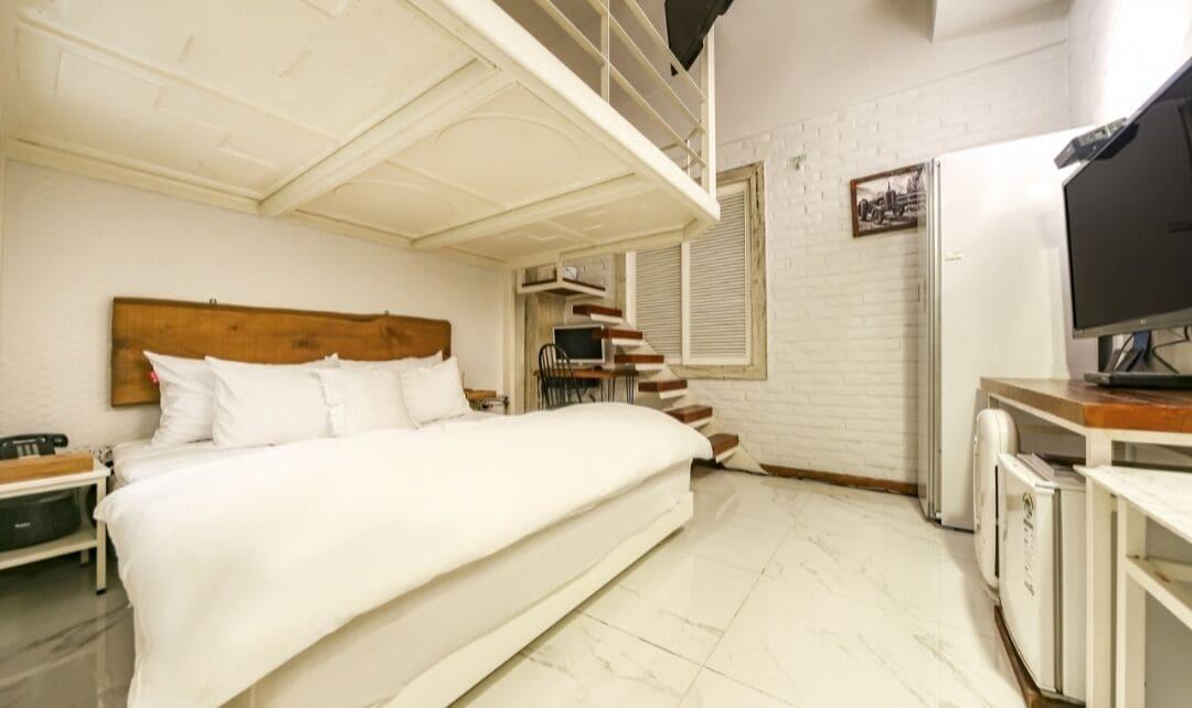 February Hotel Hwanggeum Daegu Exterior photo