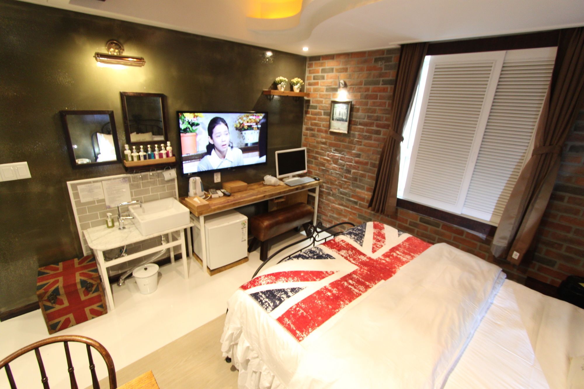 February Hotel Hwanggeum Daegu Exterior photo